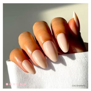 Glamnetic Press-On Nails (Ballet Pink) - Short Almond